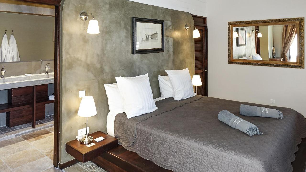 Sol E Luna Hotel Cul de Sac ภายนอก รูปภาพ