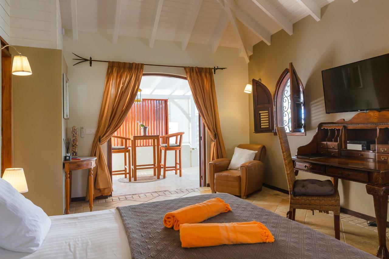 Sol E Luna Hotel Cul de Sac ภายนอก รูปภาพ