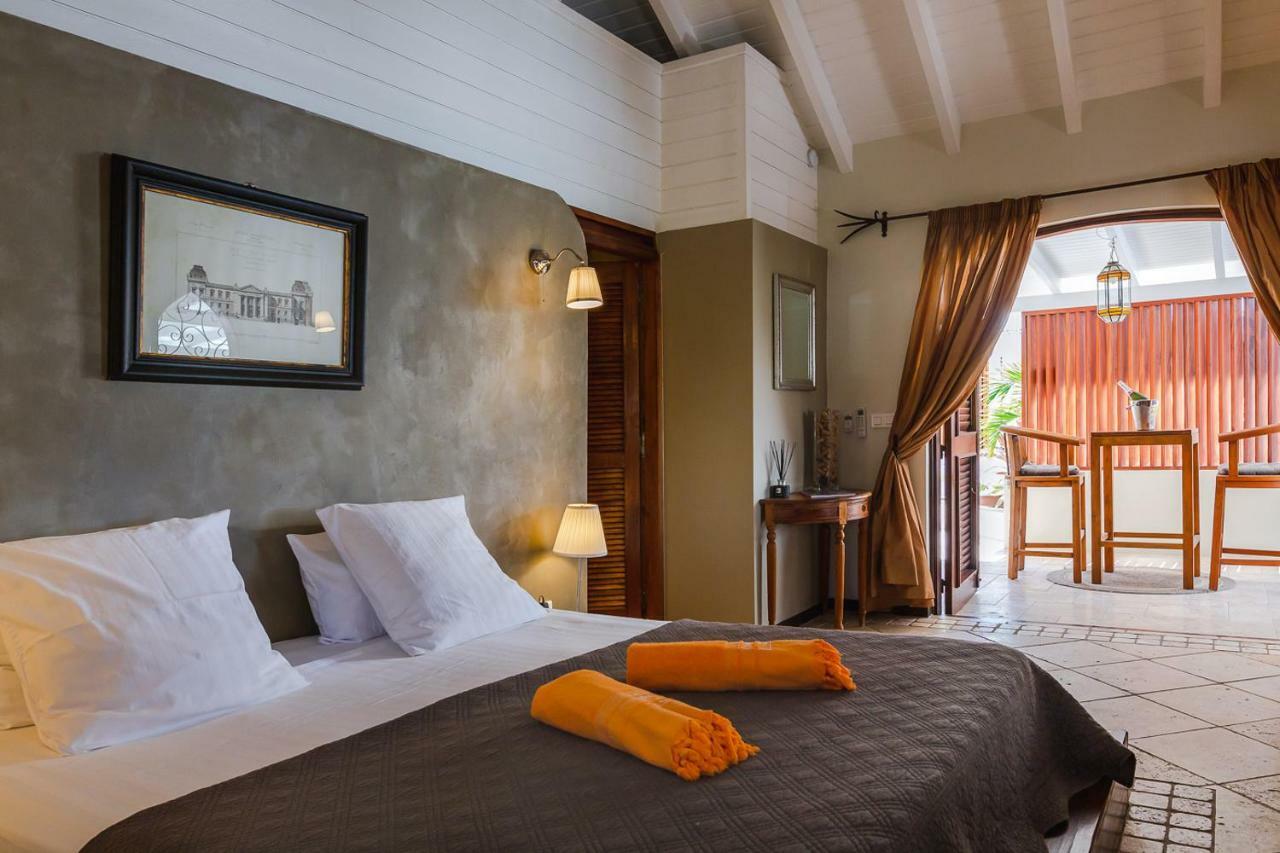 Sol E Luna Hotel Cul de Sac ภายนอก รูปภาพ