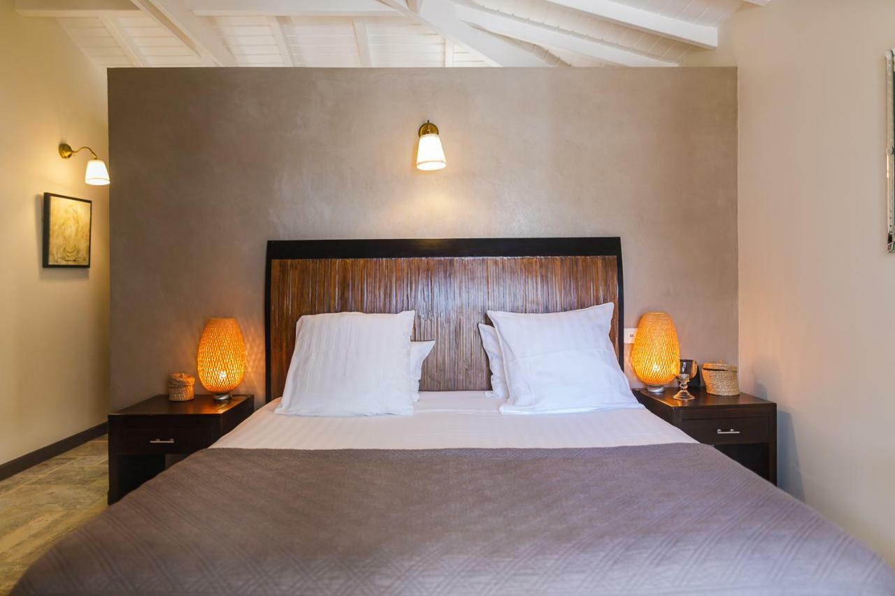 Sol E Luna Hotel Cul de Sac ภายนอก รูปภาพ