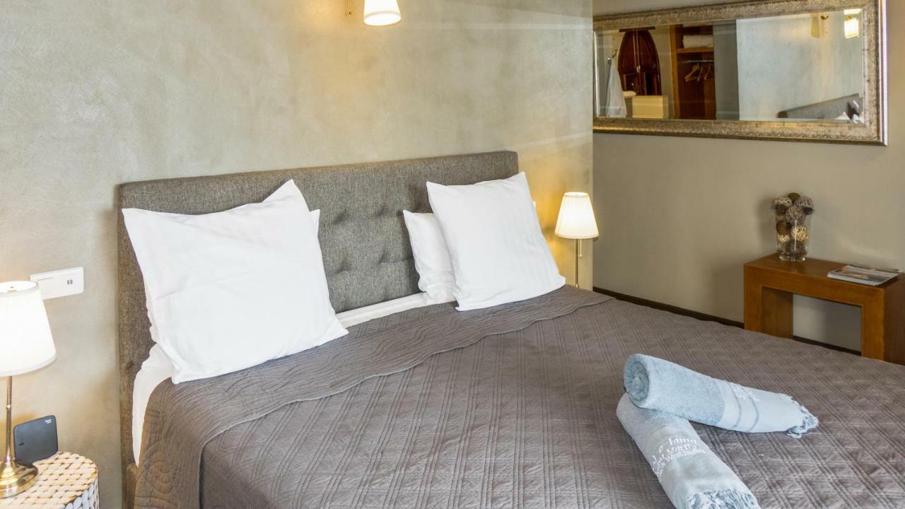 Sol E Luna Hotel Cul de Sac ภายนอก รูปภาพ